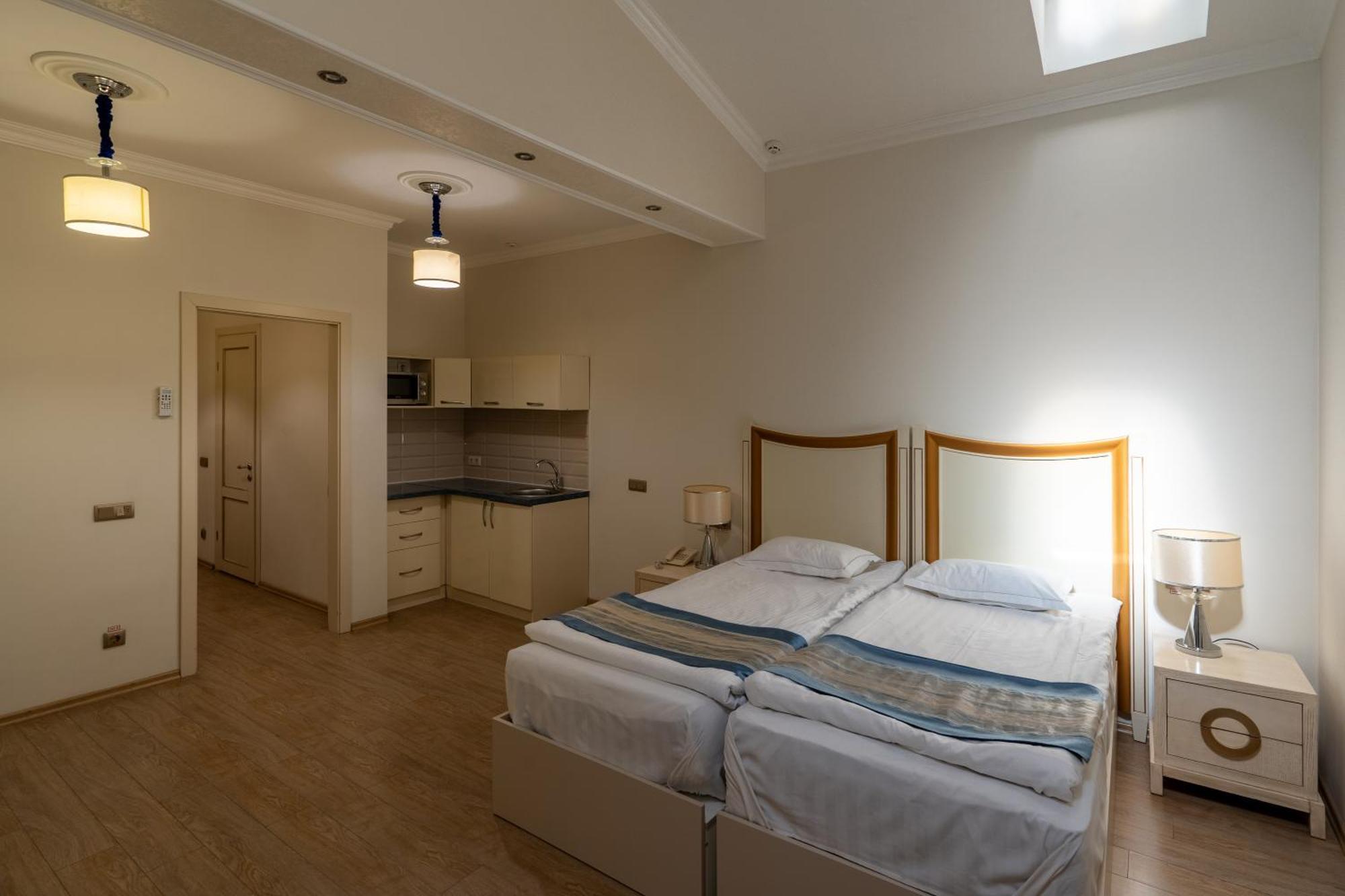 Metro Hotel Apartments Odessa Luaran gambar