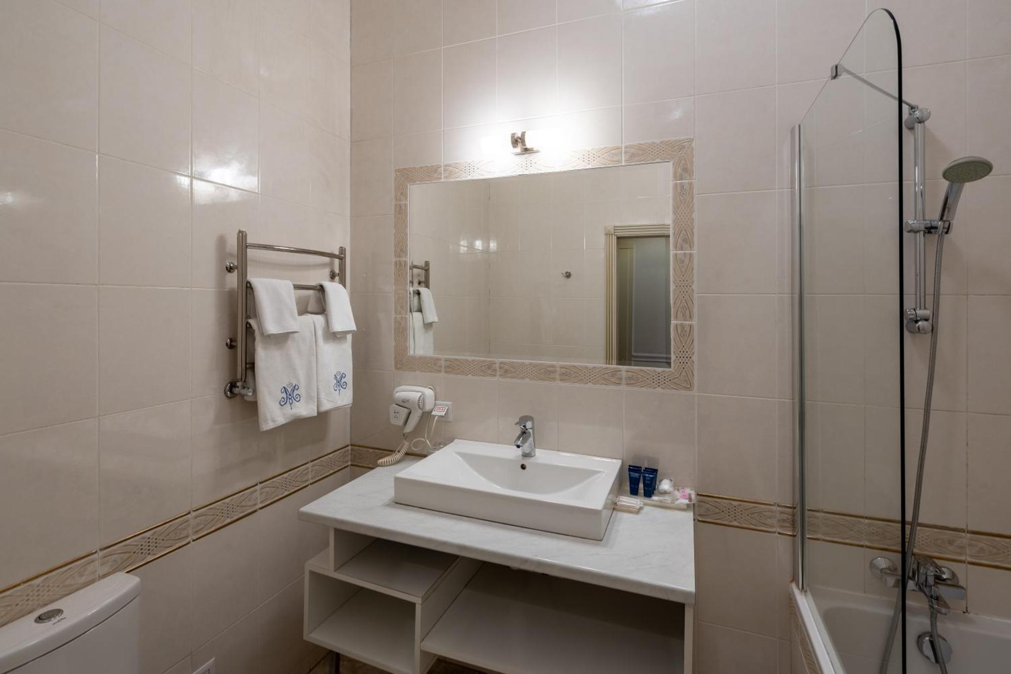 Metro Hotel Apartments Odessa Luaran gambar